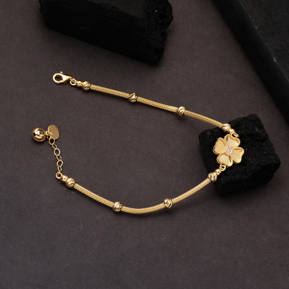 Işıltılı Yonca Altın Kalze Zincirli Bileklik