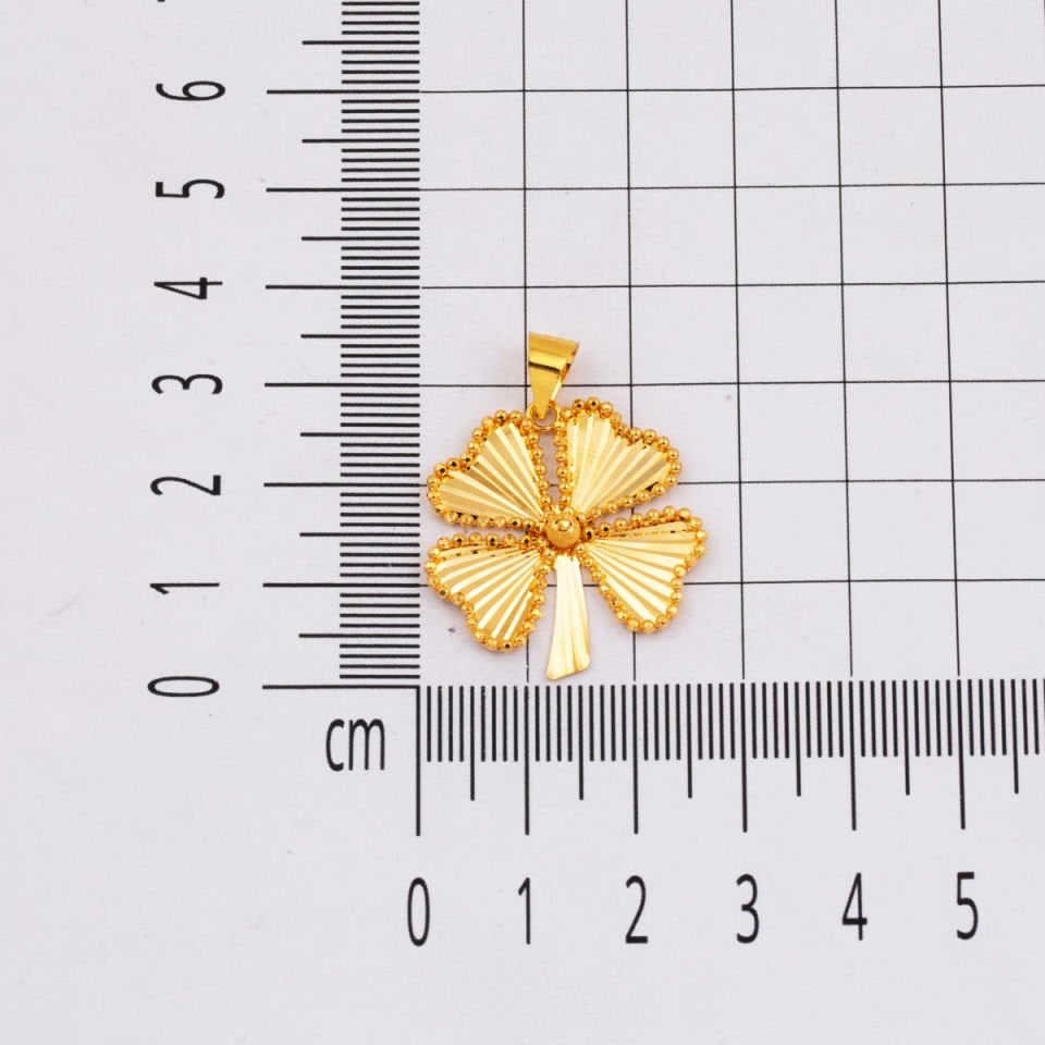 22 Ayar Işıltılı Yonca Altın Kolye Ucu 3 cm.