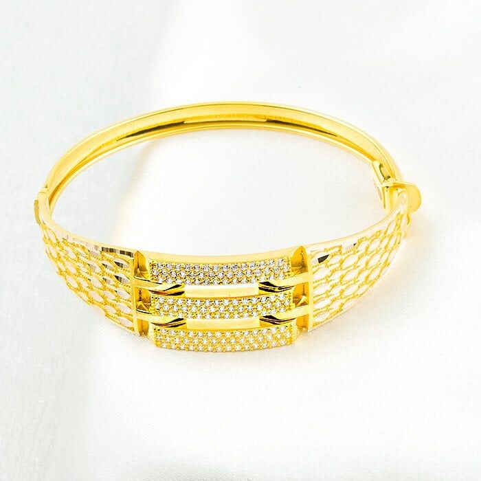 Kaburgalı Rize Hasır Kelepçe Altın Bilezik