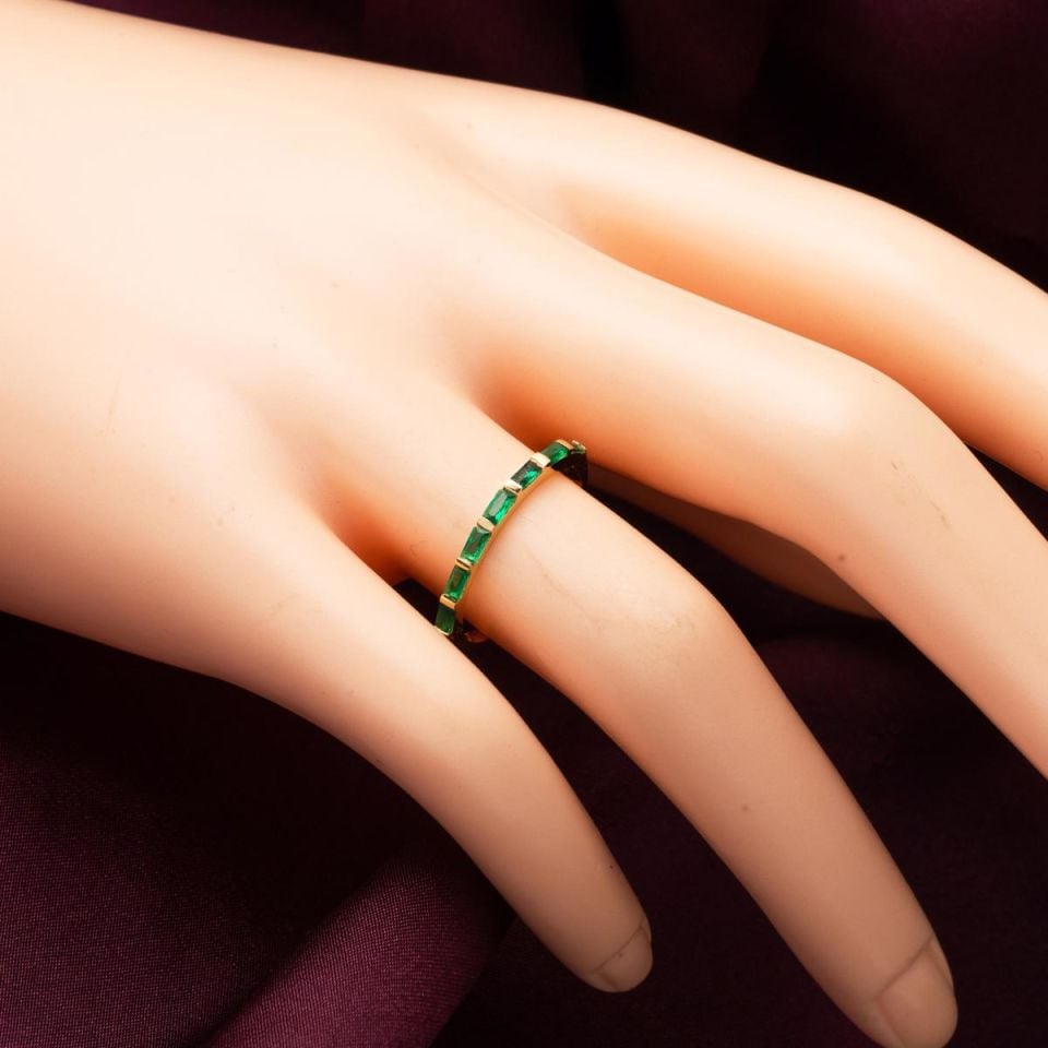 Yarımtur Yeşil Baget Taşlı 14 Ayar Altın Yüzük