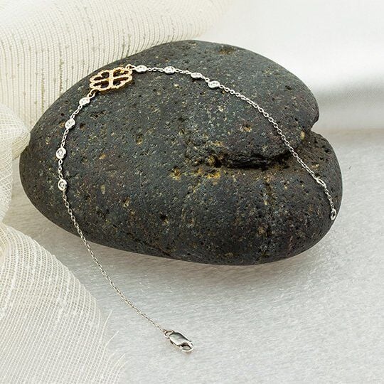 0,45 Karat Pırlantalı 18 Ayar Altın Bileklik