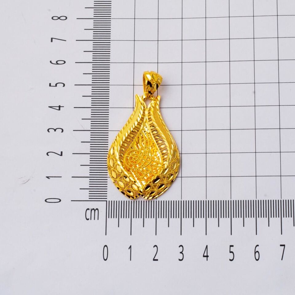 Lale Tuğra Taşsız Altın Kolye Ucu