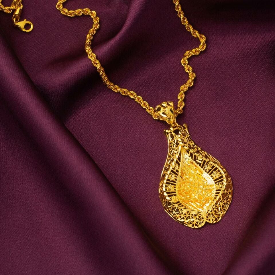 Yıldız Lale Tuğra Altın Kolye