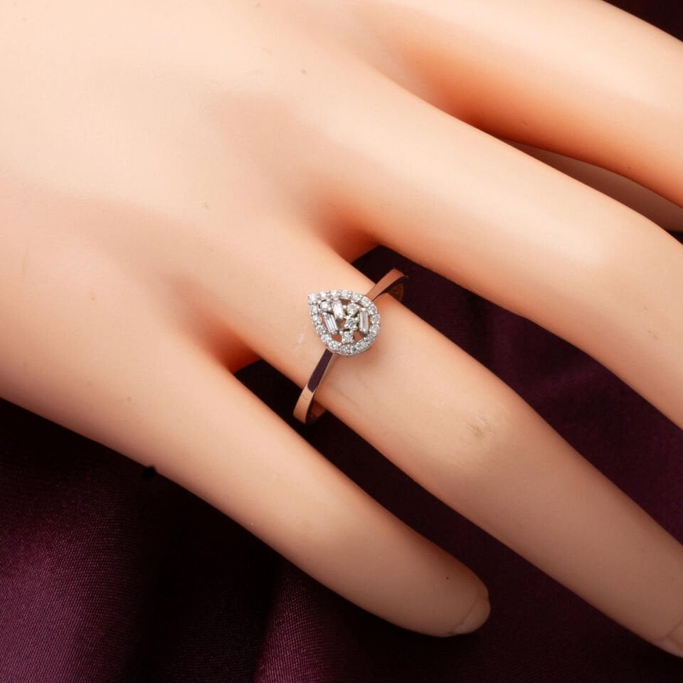 0,50 Ct Damla Baget Taşlı Pırlanta Set