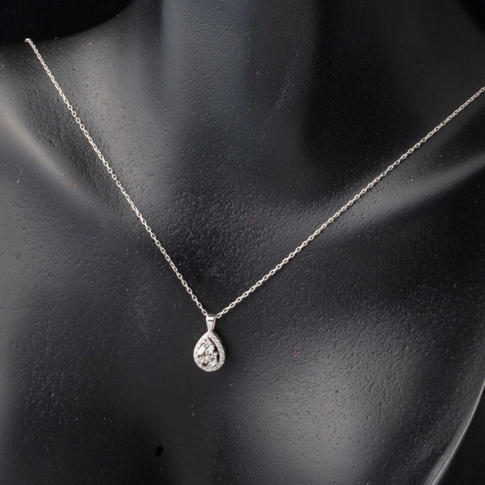 0,50 Ct Damla Baget Taşlı Pırlanta Set