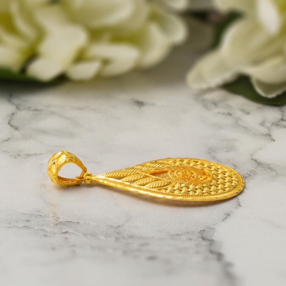 Kuş Tüyü Damla Tuğra Altın Kolye