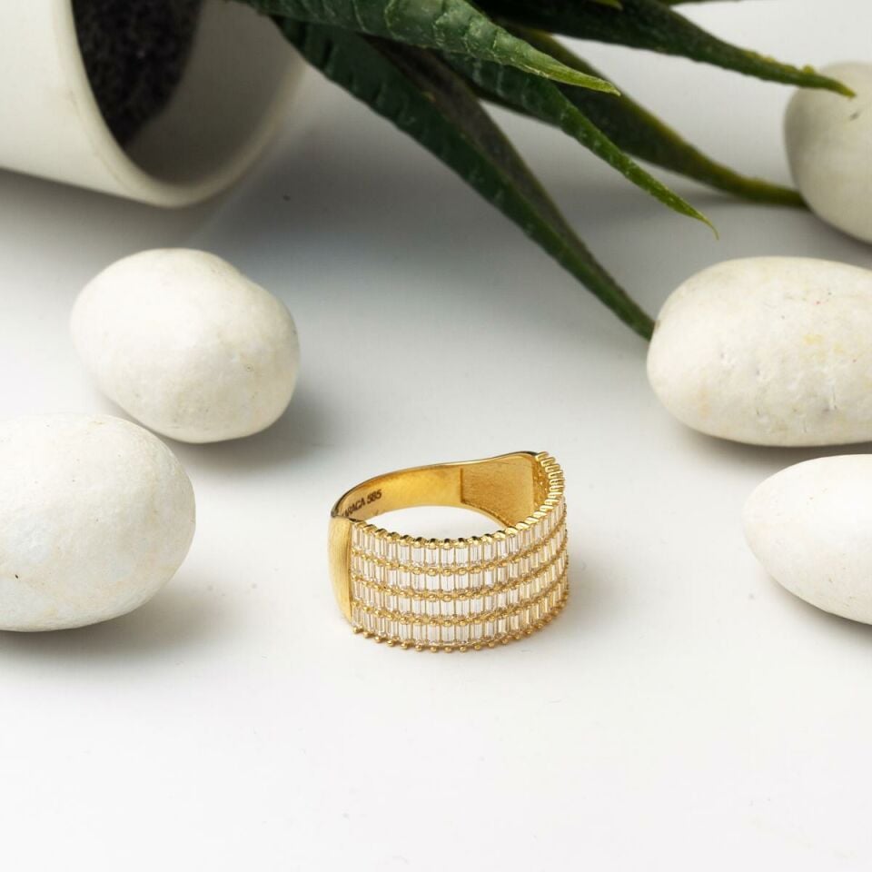 Yarımtur Baget Taşlı 14 Ayar Trend Altın Yüzük