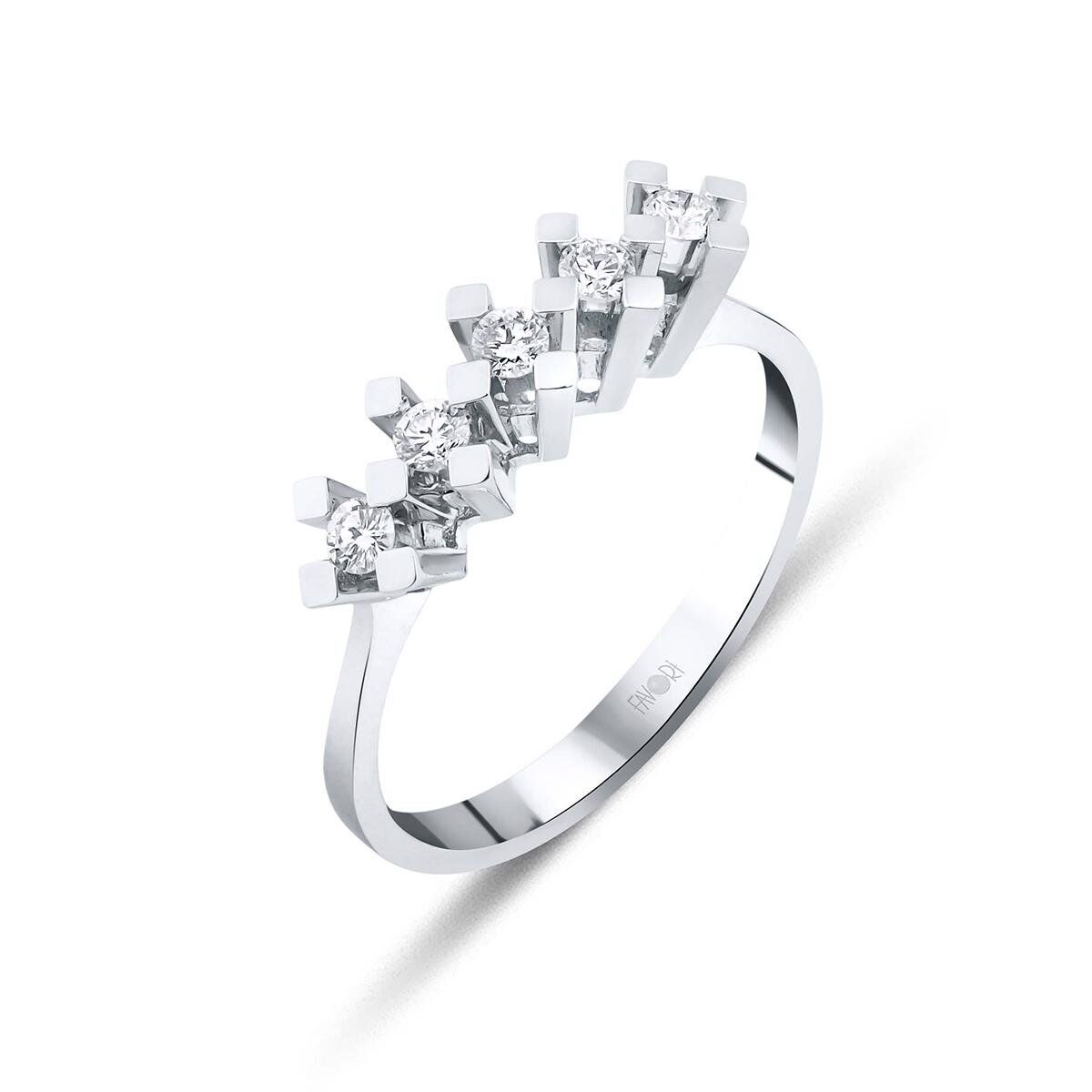 Favori 0,30 Karat Pırlanta 5 Taş Yüzük