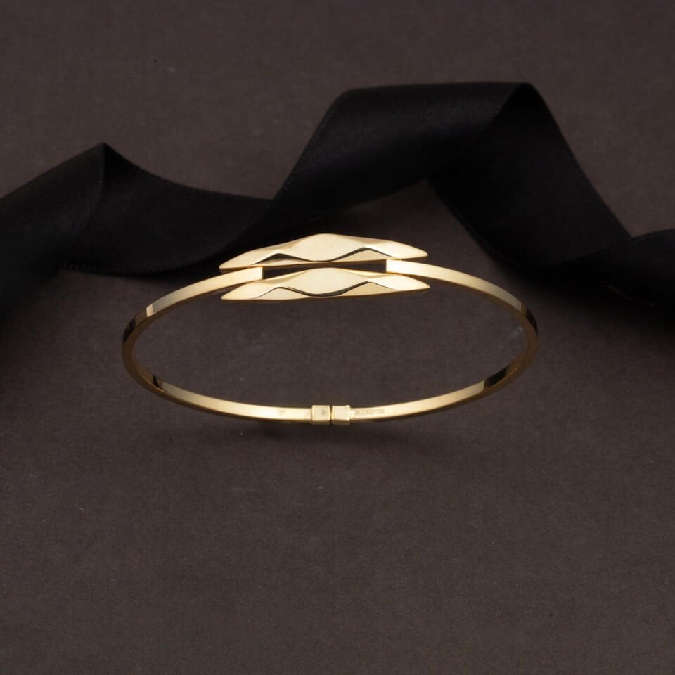 Prizma Model Spor Kaburga Bileklik