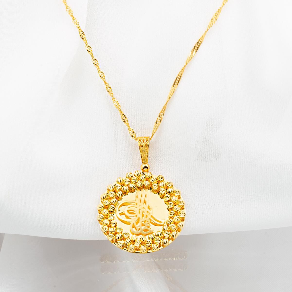 Dorika Toplu Tuğralı Altın Kolye