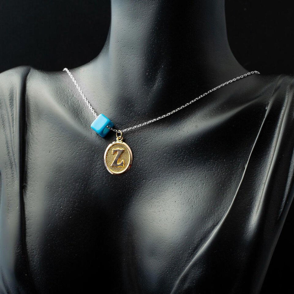 Z Harfi Oval Altın Kolye Ucu