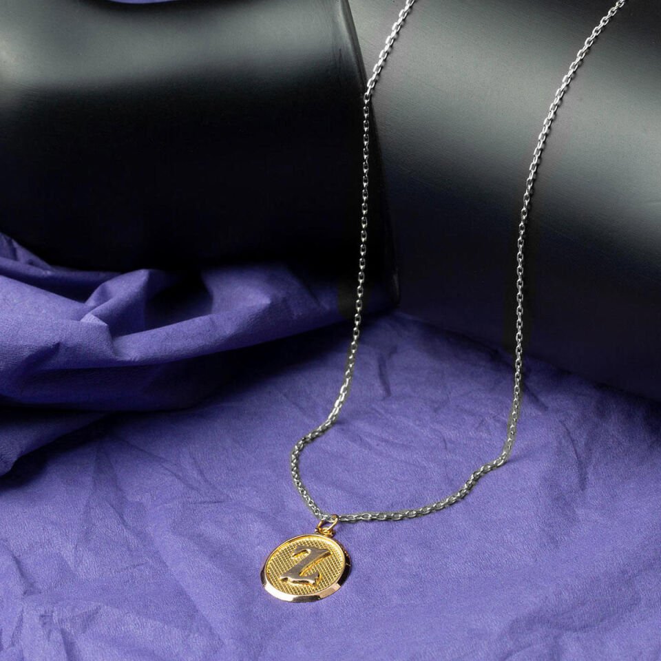 Z Harfi Oval Altın Kolye Ucu