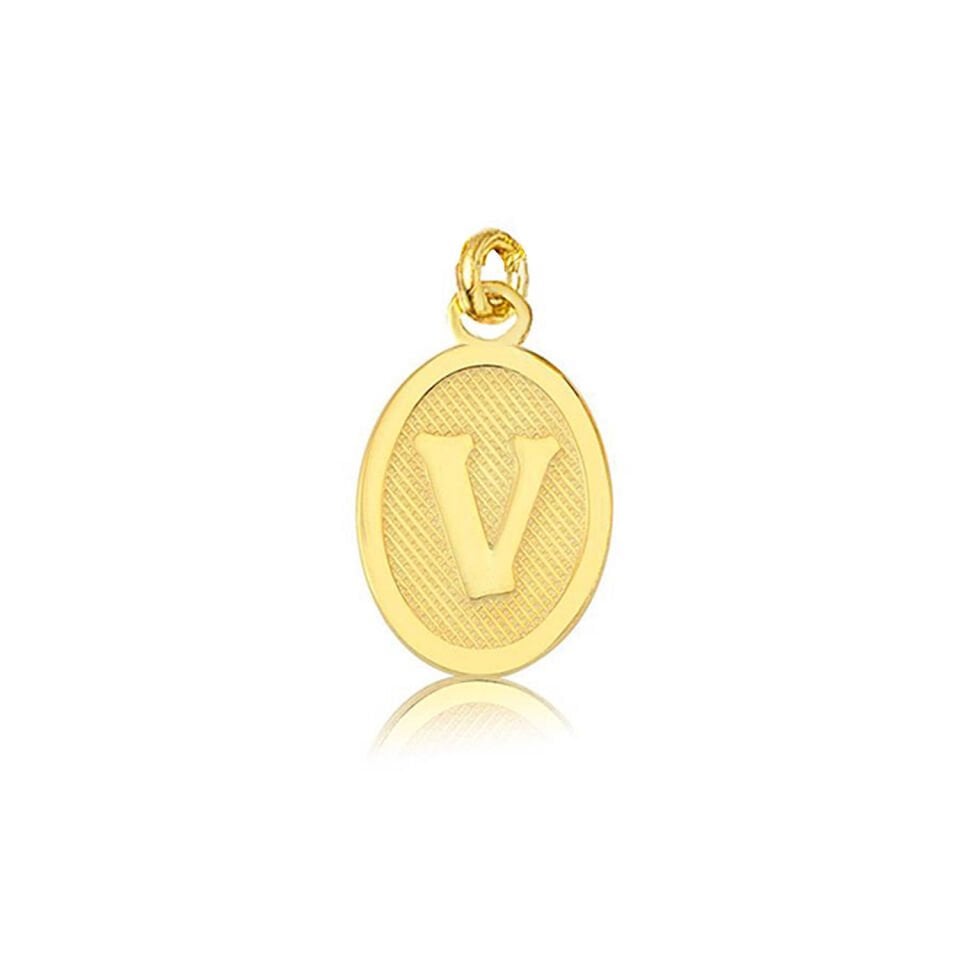 V Harfi Oval Altın Kolye Ucu