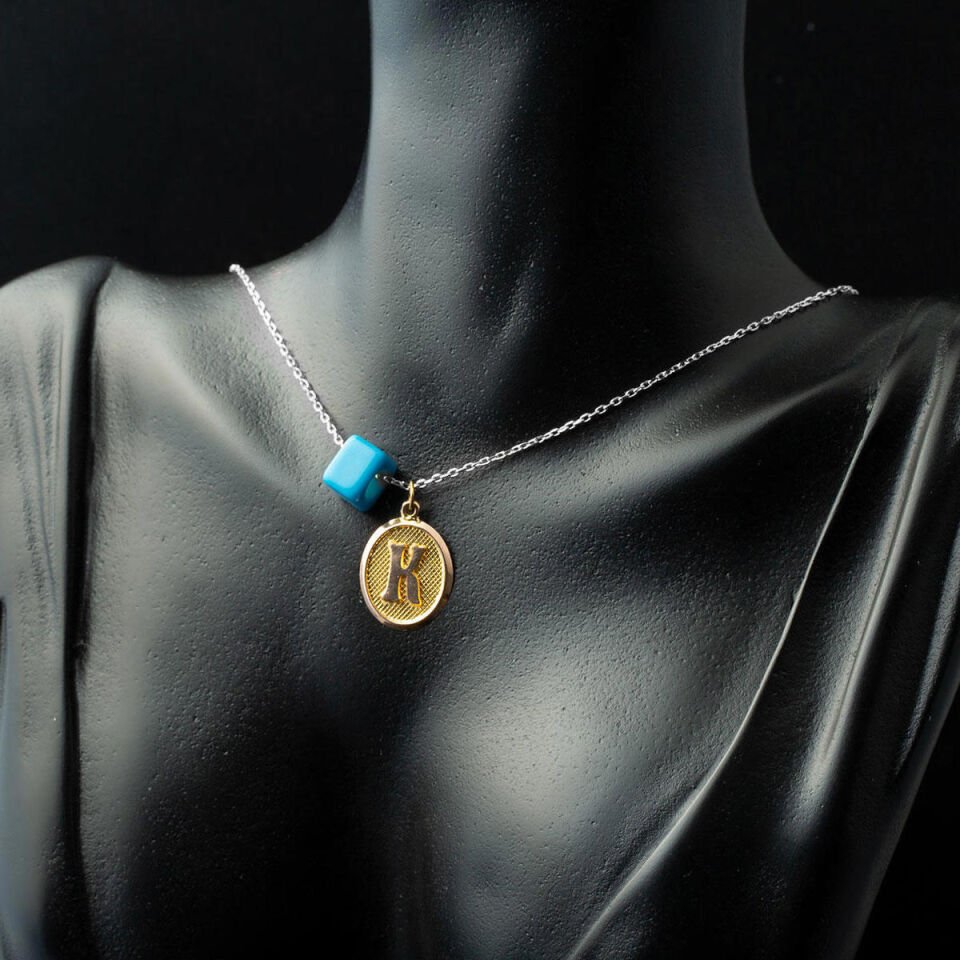 K Harfi Oval Altın Kolye Ucu