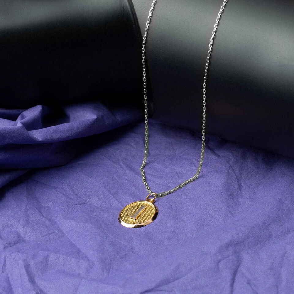 I Harfi Oval Altın Kolye Ucu