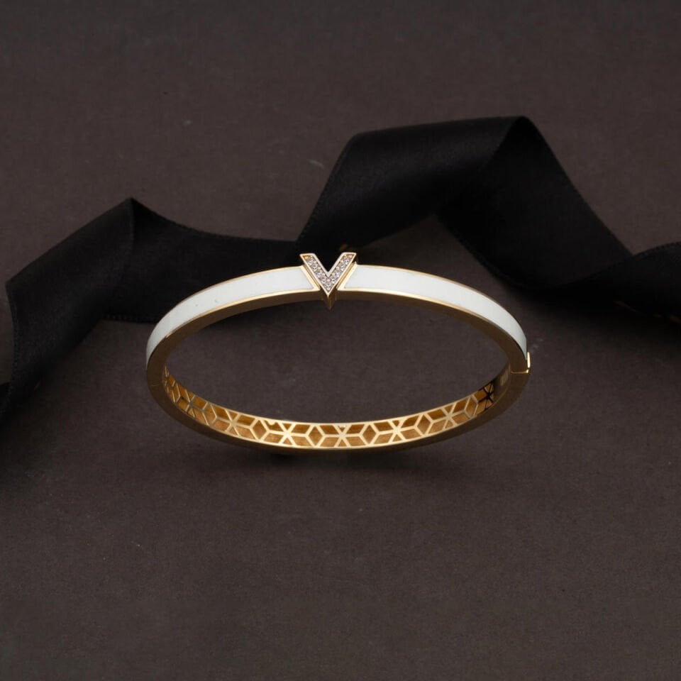 Beyaz Mineli Versage Tarzı 14 Ayar Bilezik