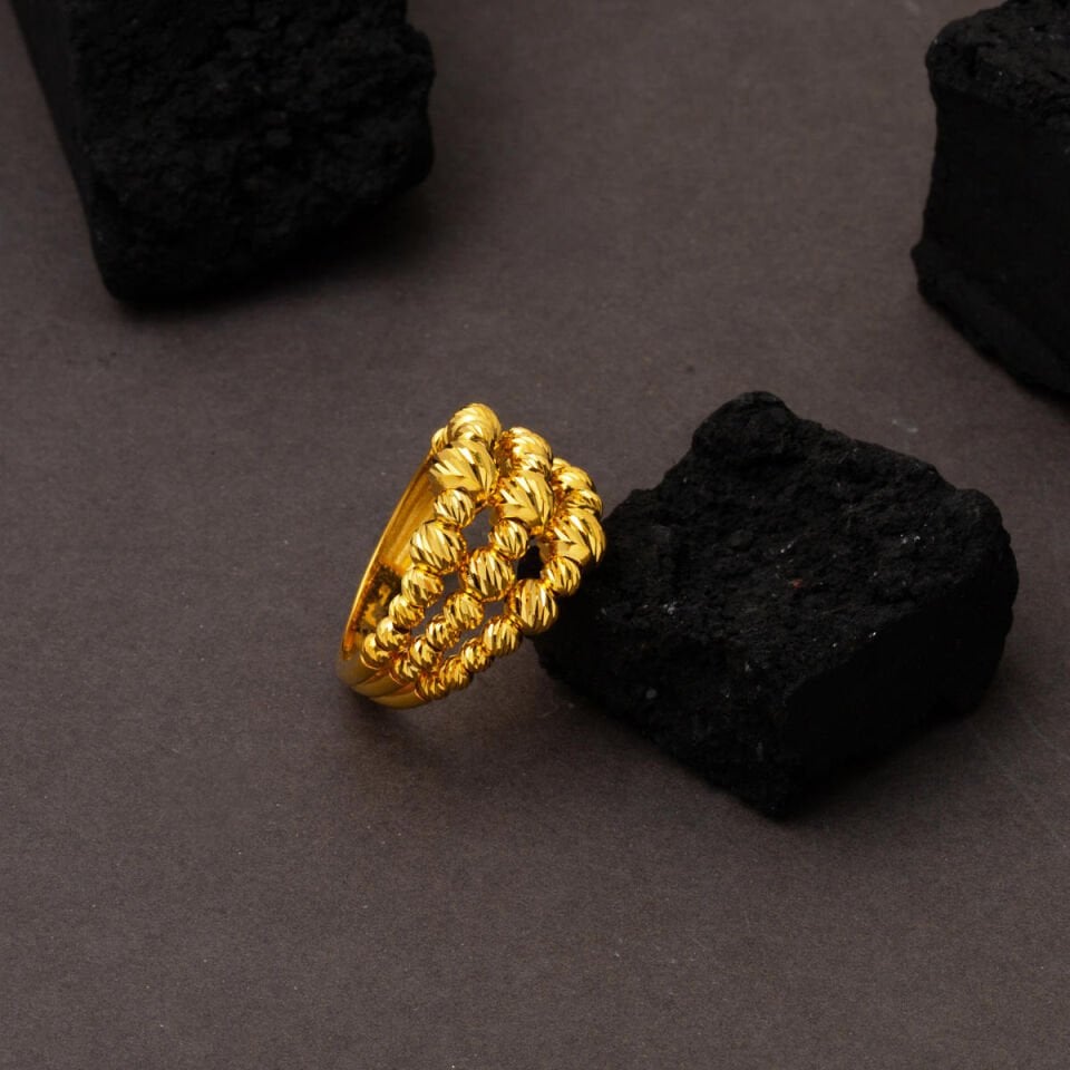 Üç Sıra Altın Dorikalı Yüzük