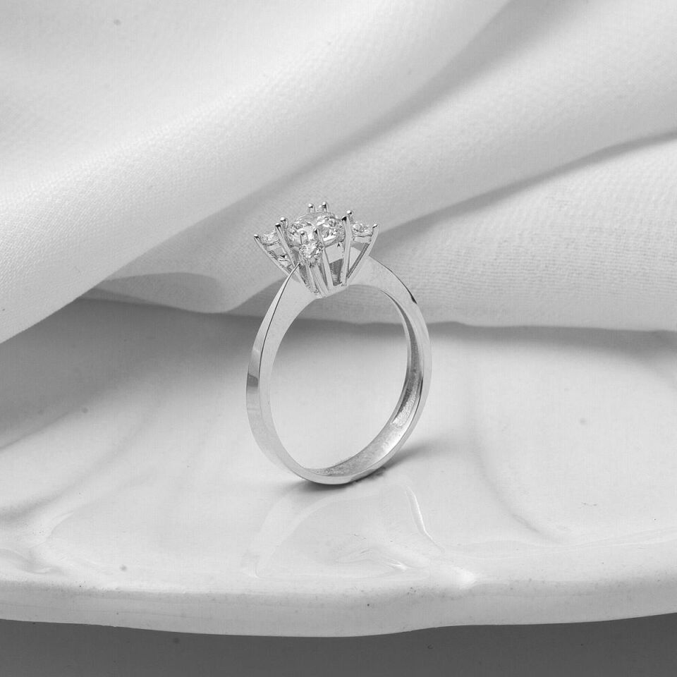 Bomonti Tektaş Beyaz Altın Yüzük