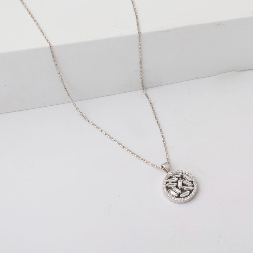 0,35 ct. Baget Pırlanta Kolye