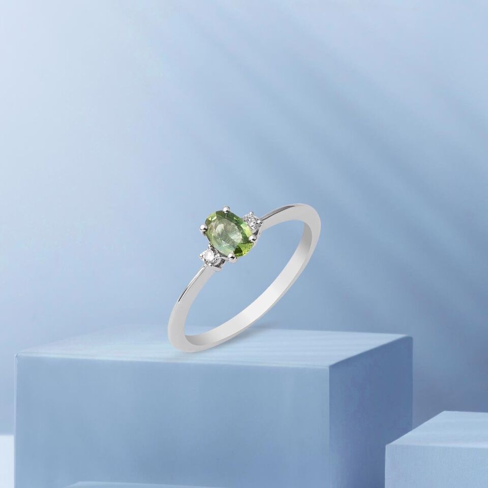 0,45 ct Yeşil Safir & 0,06 ct Pırlantalı Yüzük