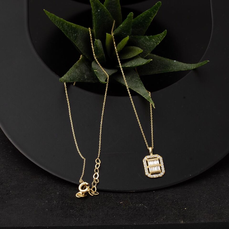 Lifestyle Baget Taşlı Altın Kolye