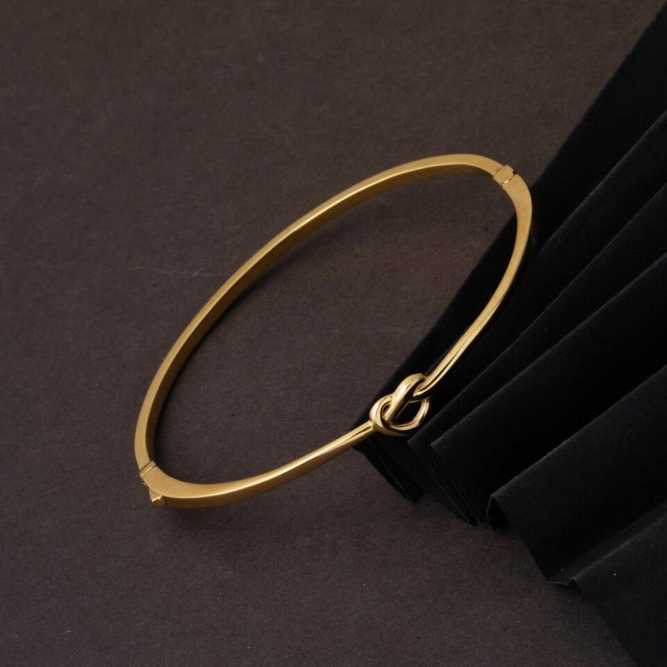 14 Ayar Kalp Bağı Altın Kelepçe Bilezik