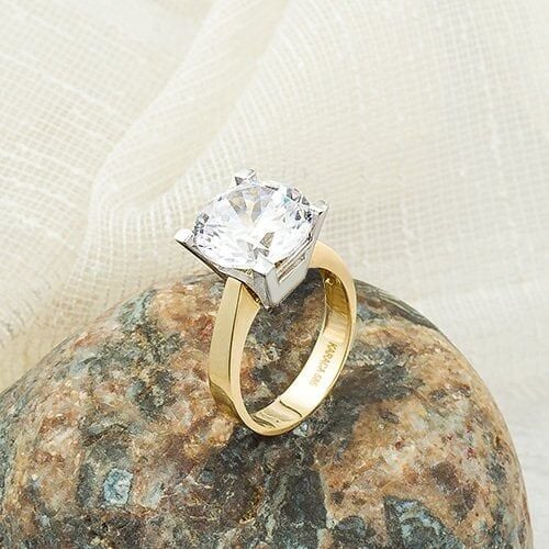 Mega 14 Ayar Tektaş Altın Yüzük