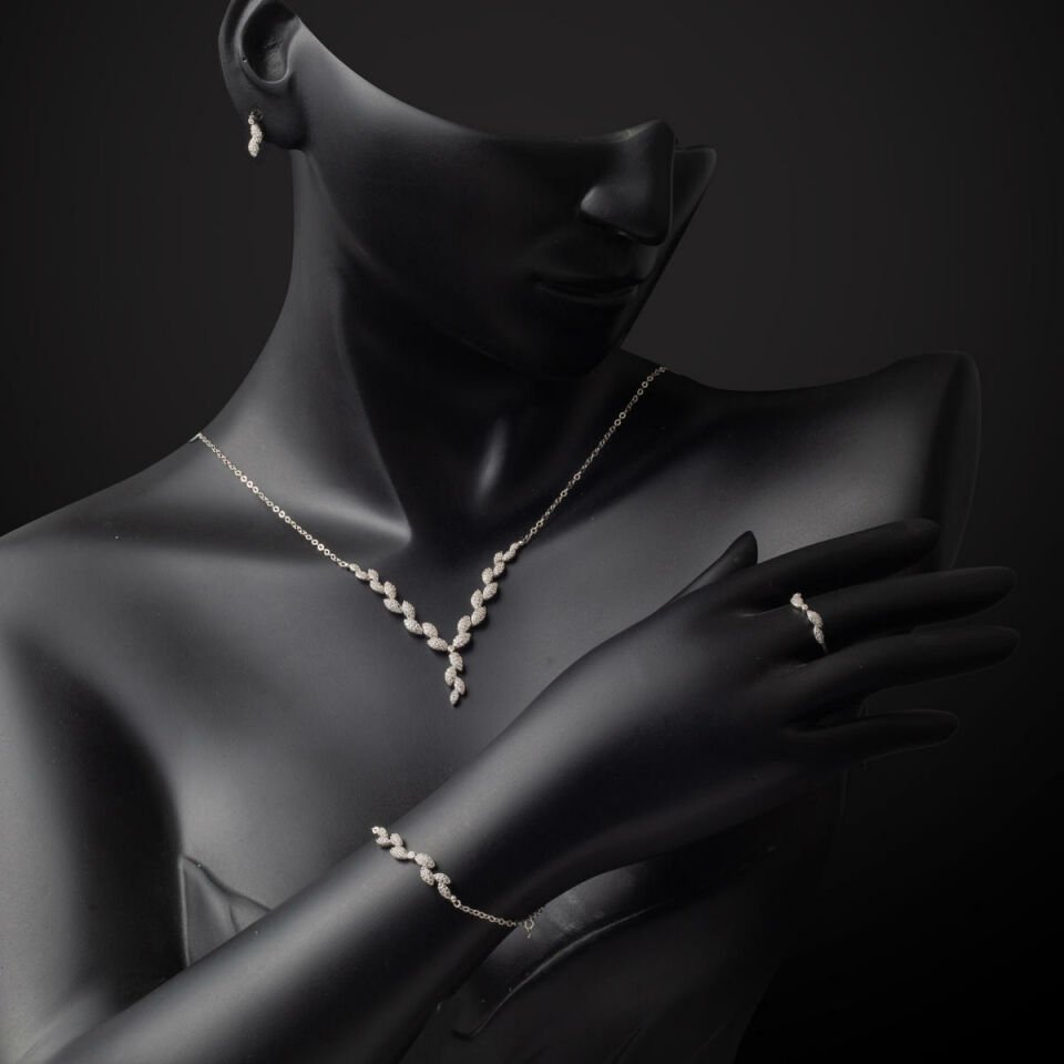 Sarmaşık Beyaz Altın Nişan Seti