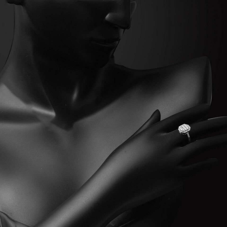 Köşeli Beyaz Altın Baget Yüzük