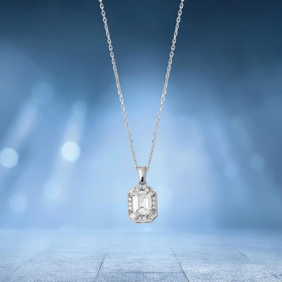 Baget Taşlı Beyaz Altın Kolye