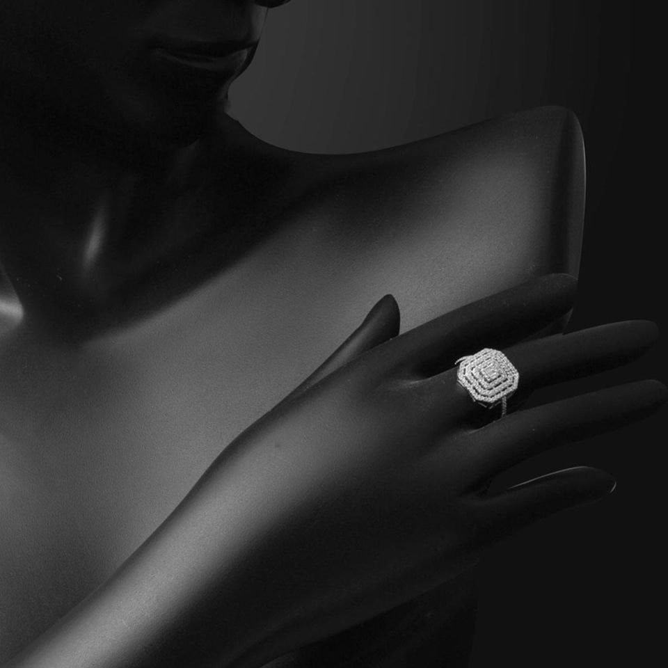 14 Ayar Beyaz Altın Baget Yüzük