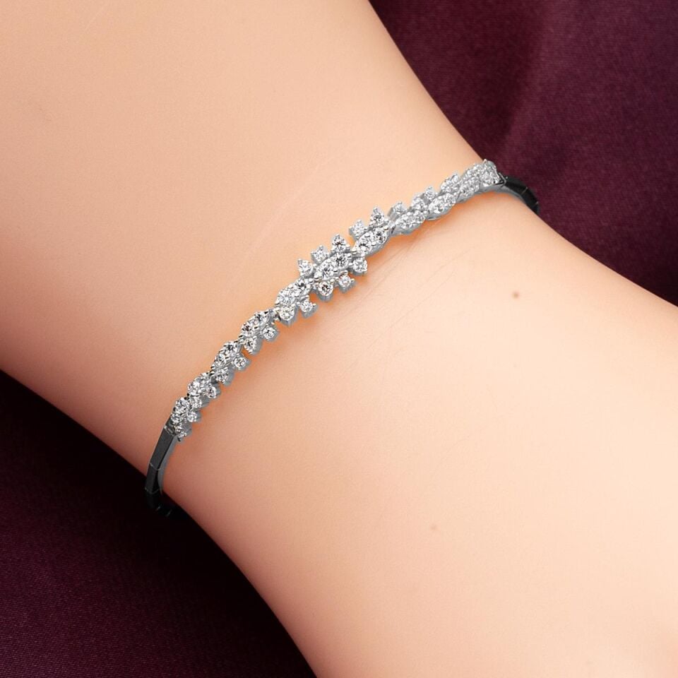 Sarmaşık Beyaz Altın Set Takımı