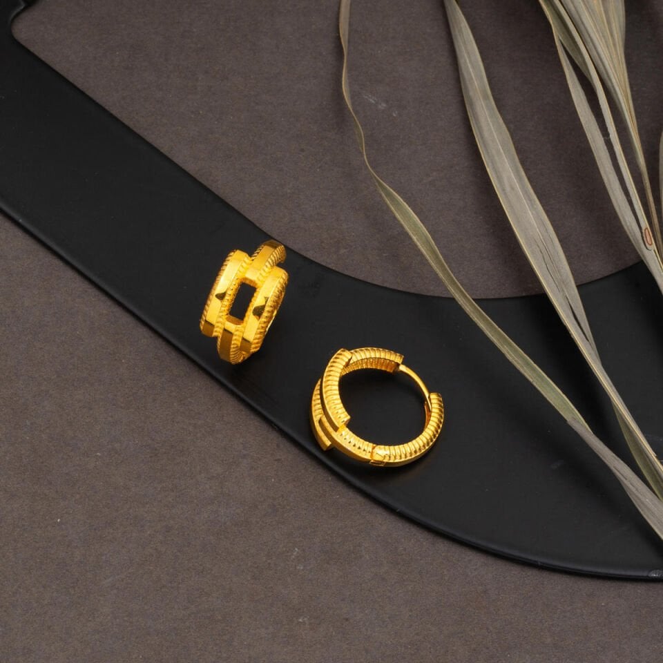 Kaburga Ajda 14 Ayar Altın Küpe