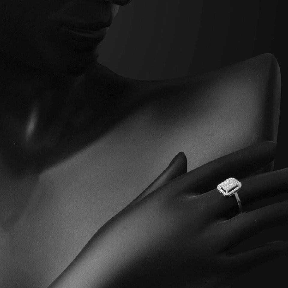 Coronet Beyaz Altın Baget Spor Yüzük