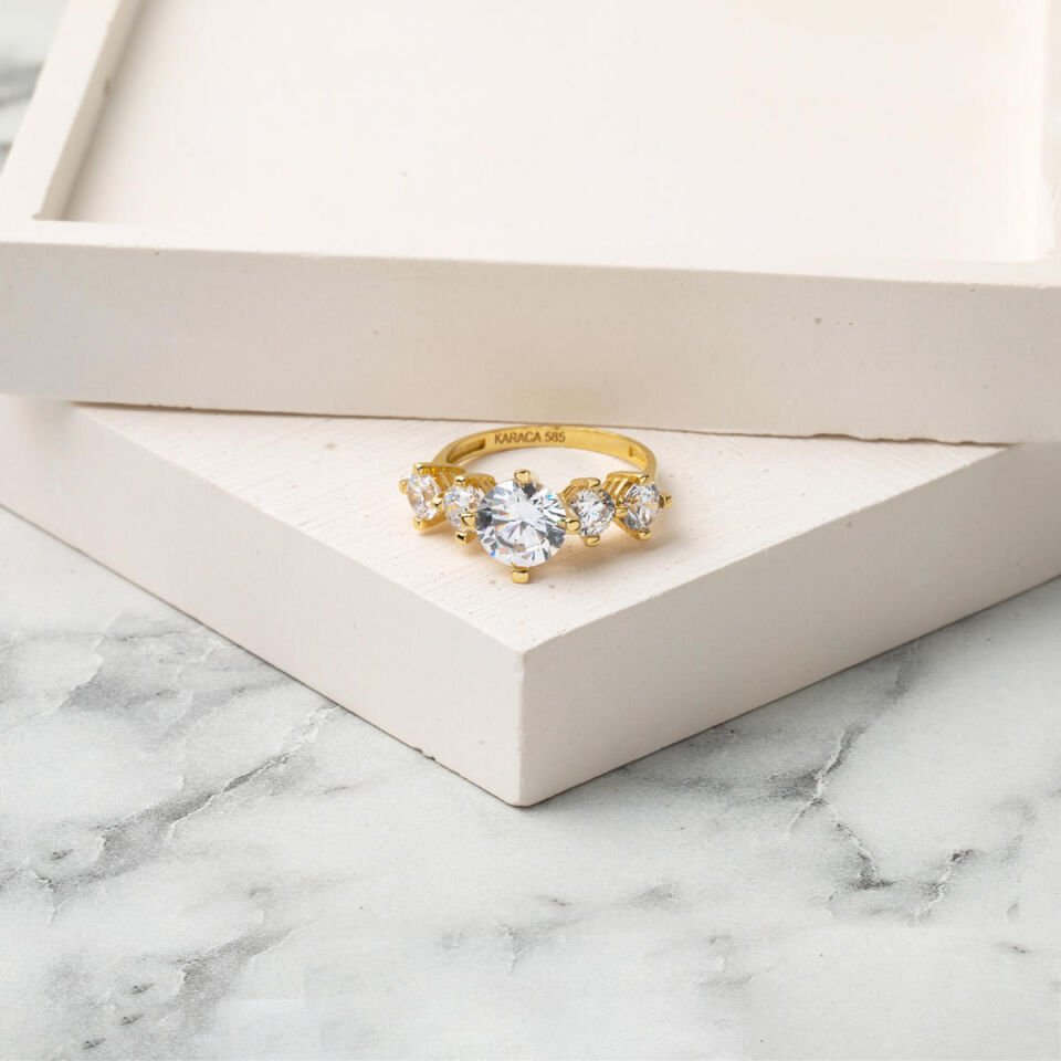 Altair 14 Ayar Beştaş Altın Yüzük