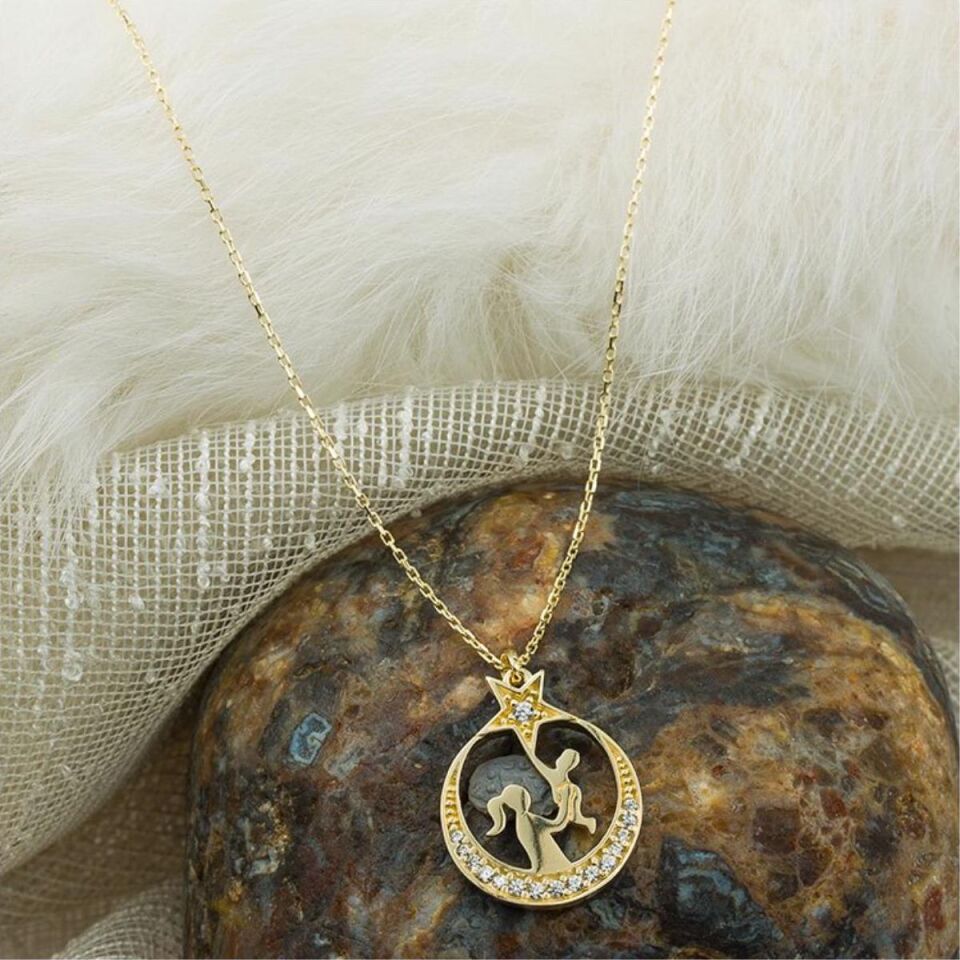 Ay Yıldızlı Anne Bebek 14 Ayar Altın Kolye