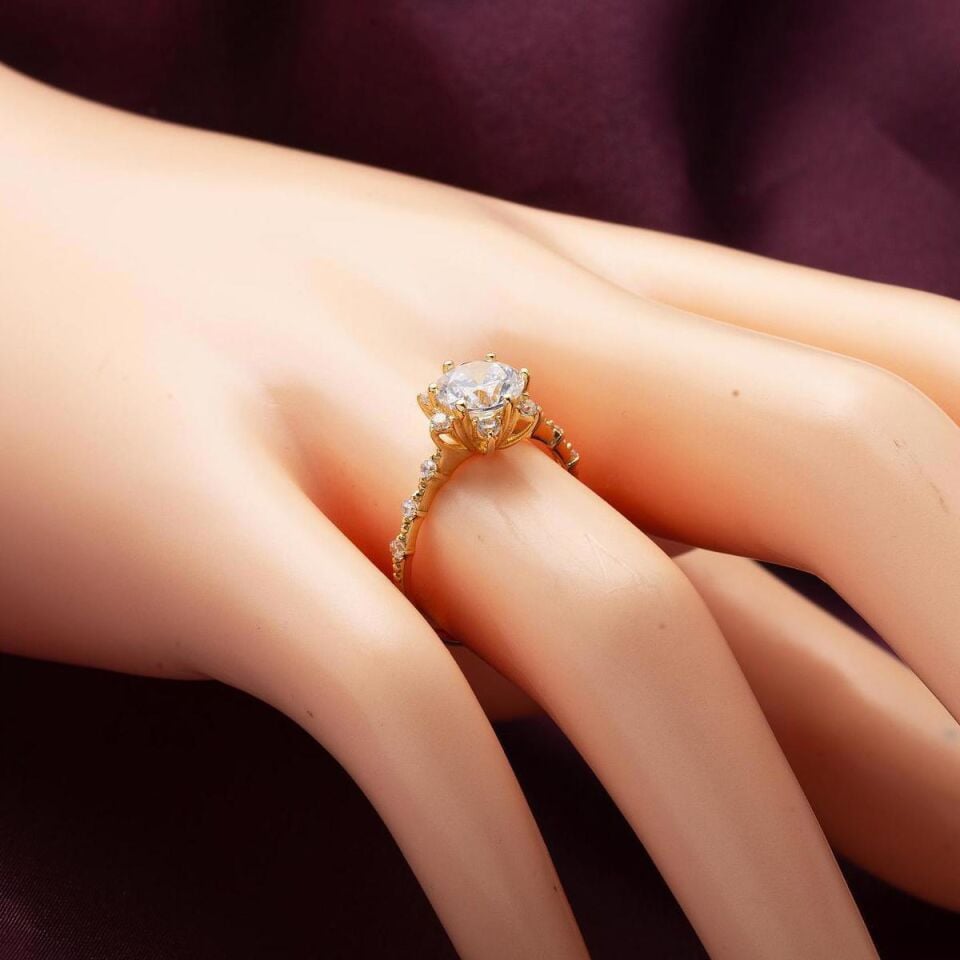 Hanımeli Tektaş Sarı Altın Yüzük