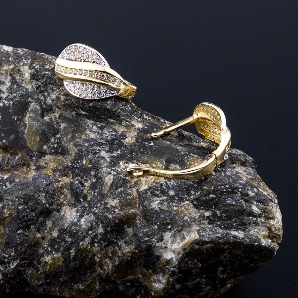 Taşlı 14 Ayar Altın Küpe