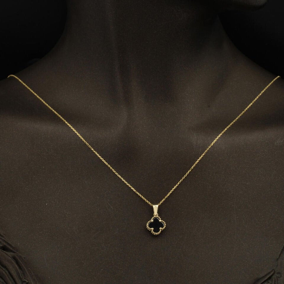 Siyah Taşlı Yonca 14 Ayar Altın Takı Seti