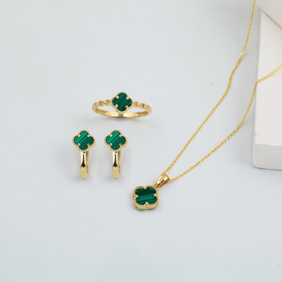 Yonca Yeşil Taşlı Altın Takı Seti 14 Ayar