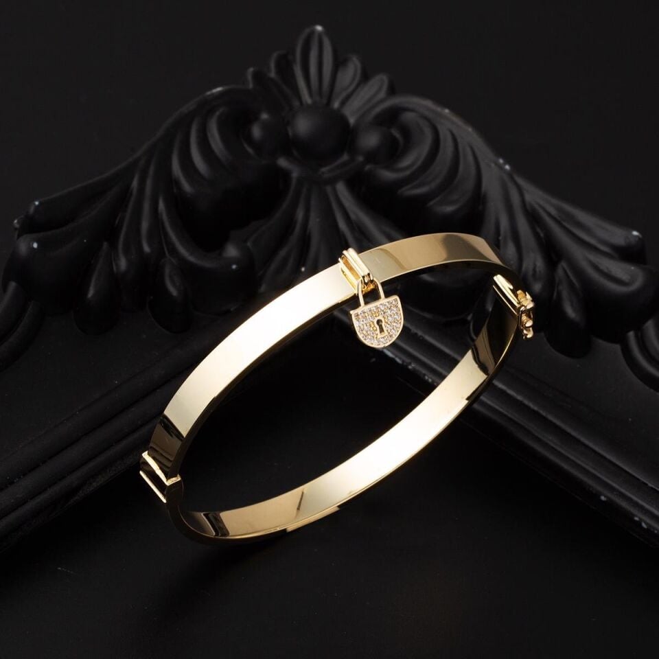 Asma Kilit Kelepçe Altın Bilezik