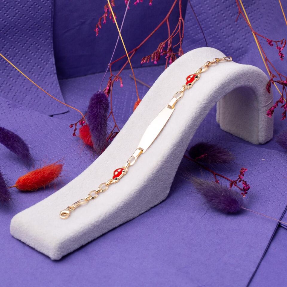 Araba İsimlikli Altın Bebek Bilekliği