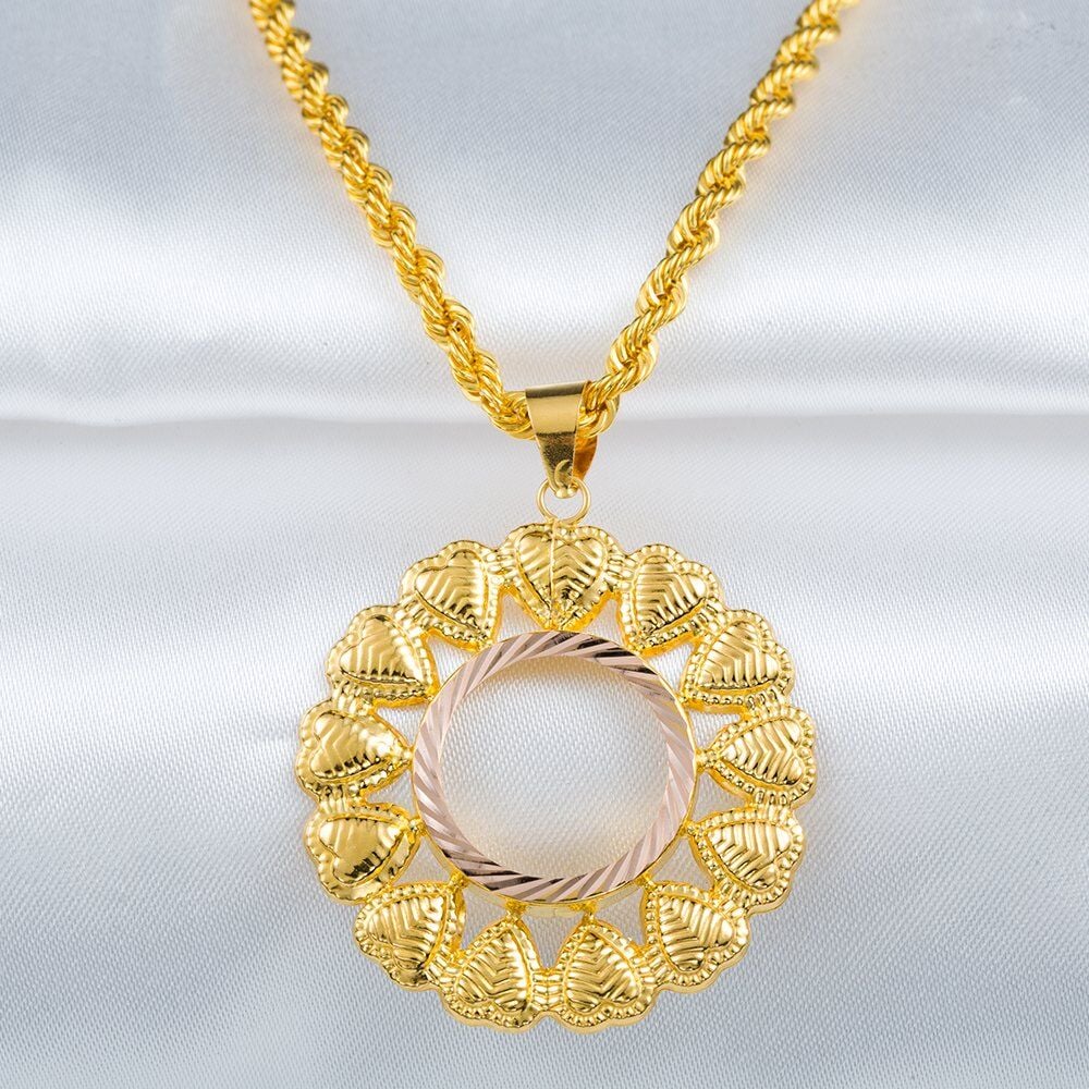 Kalpli Çeyrek Altın Çerçeveli 14 Ayar Kolye