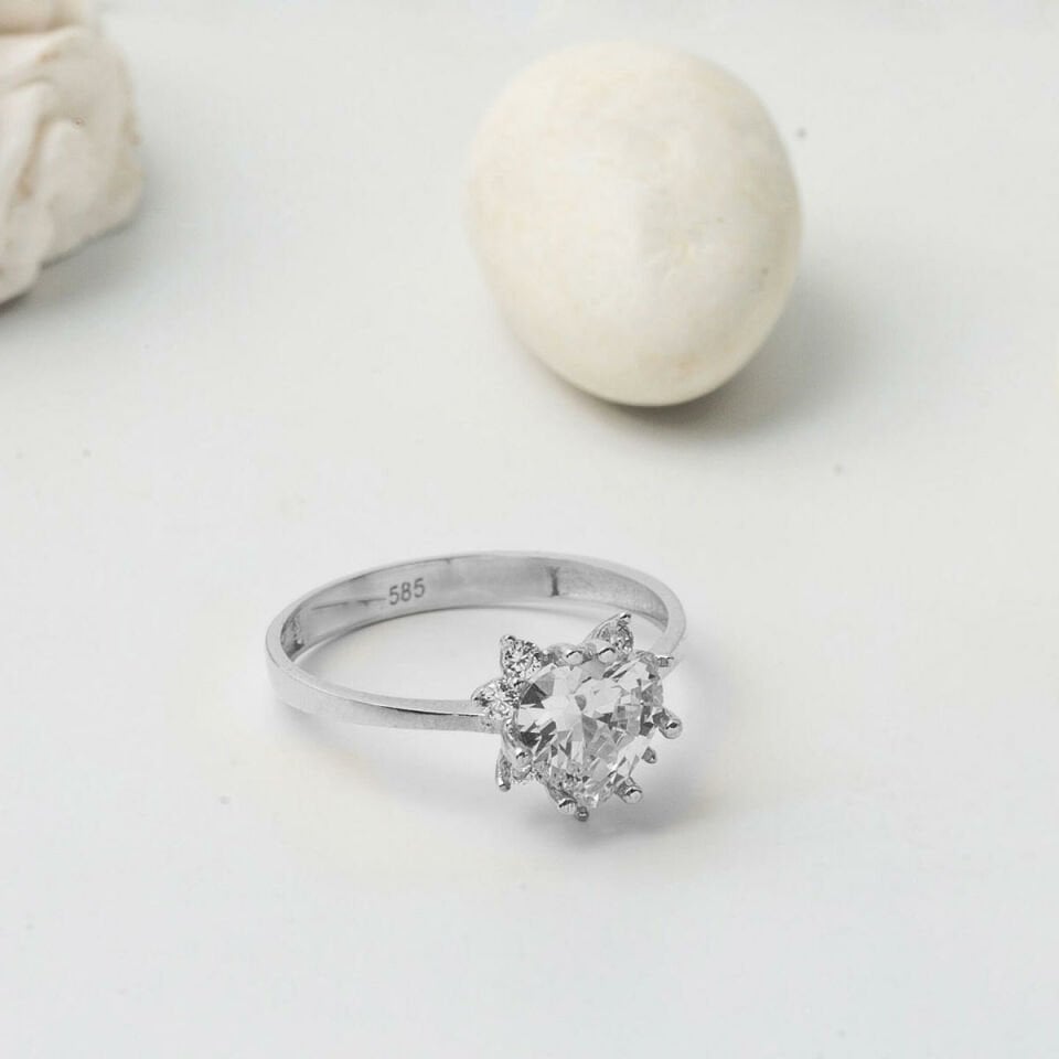 Kalp Tektaş 14 Ayar Beyaz Altın Yüzük