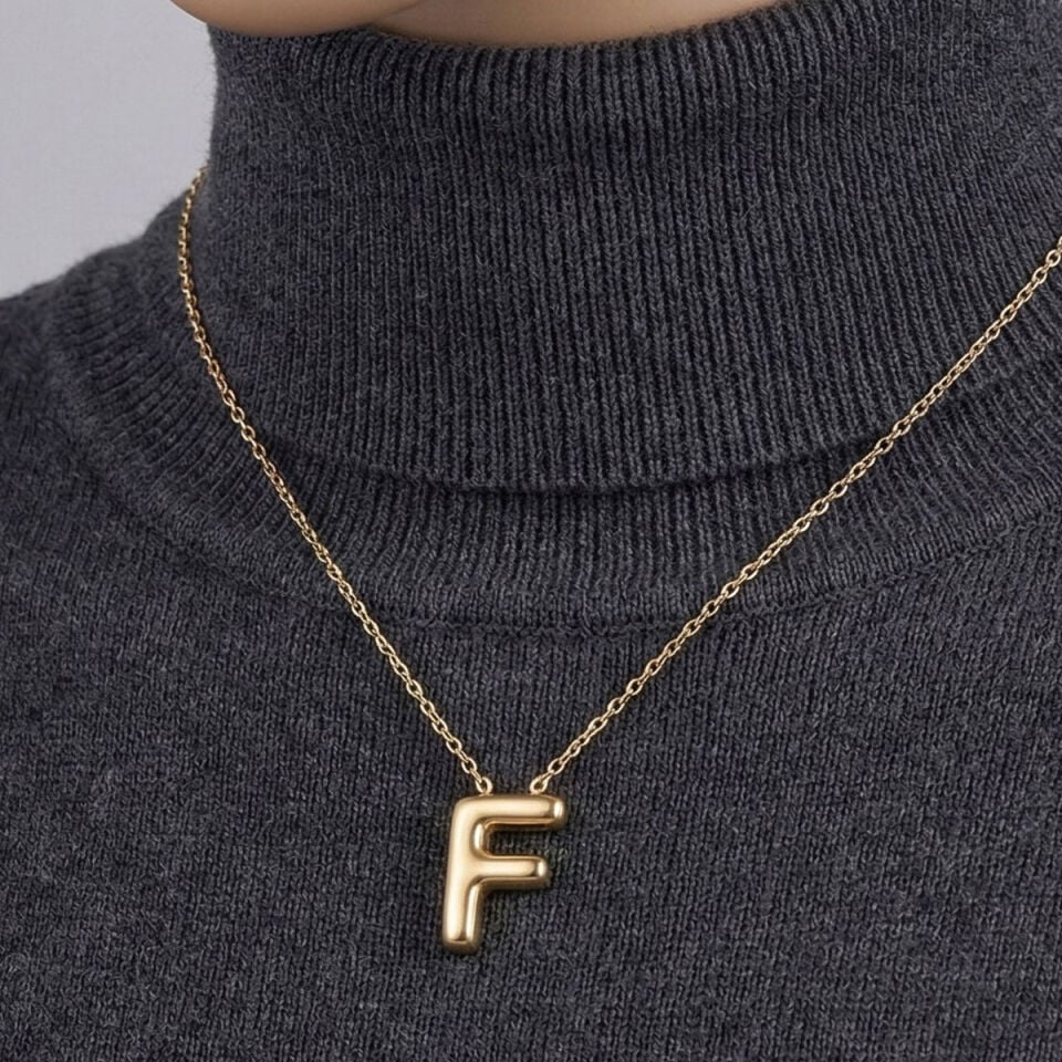 F Harf Altın Zincirli Kolye