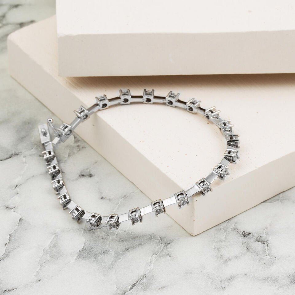 0,35 Karat Suyolu Pırlanta Bileklik