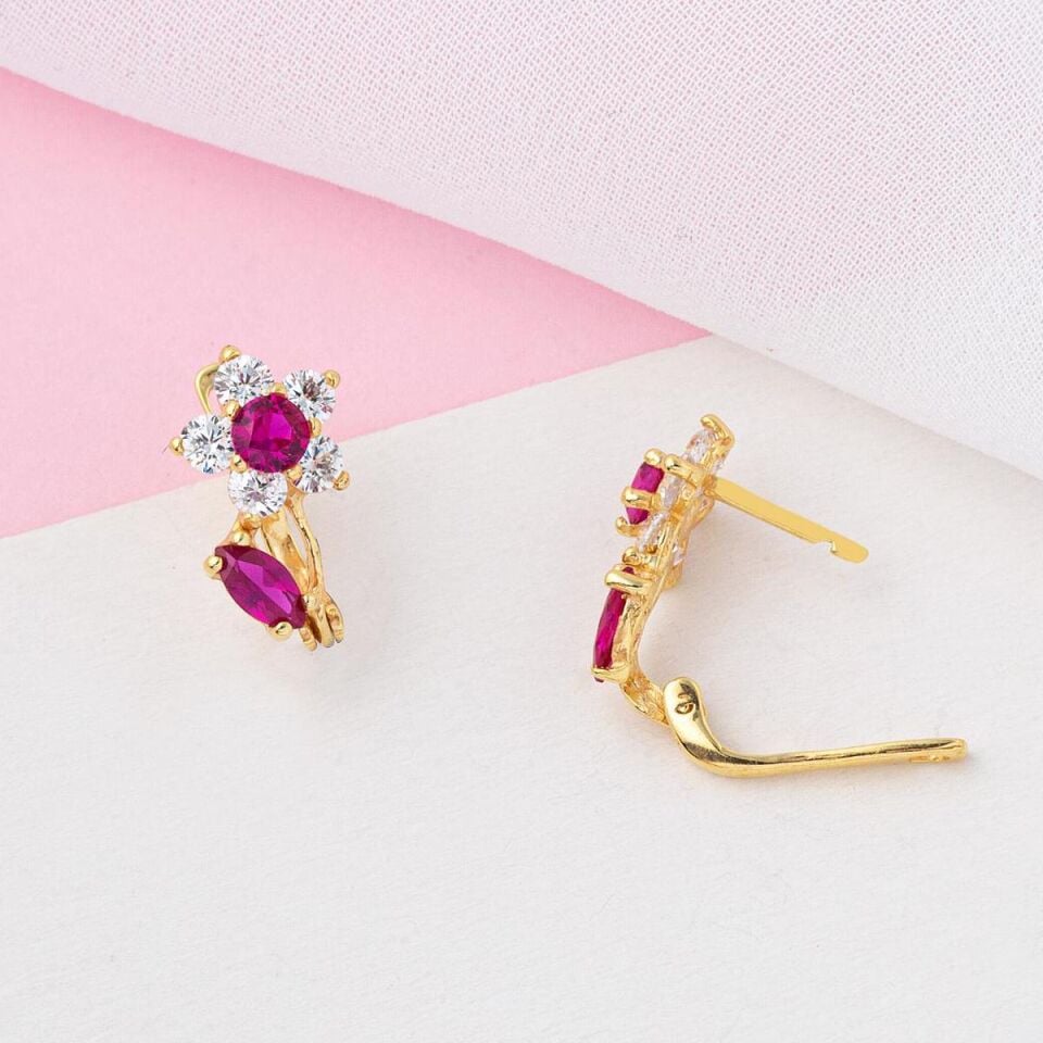 Kırmızı Taşlı Çiçek Altın Çocuk Küpesi