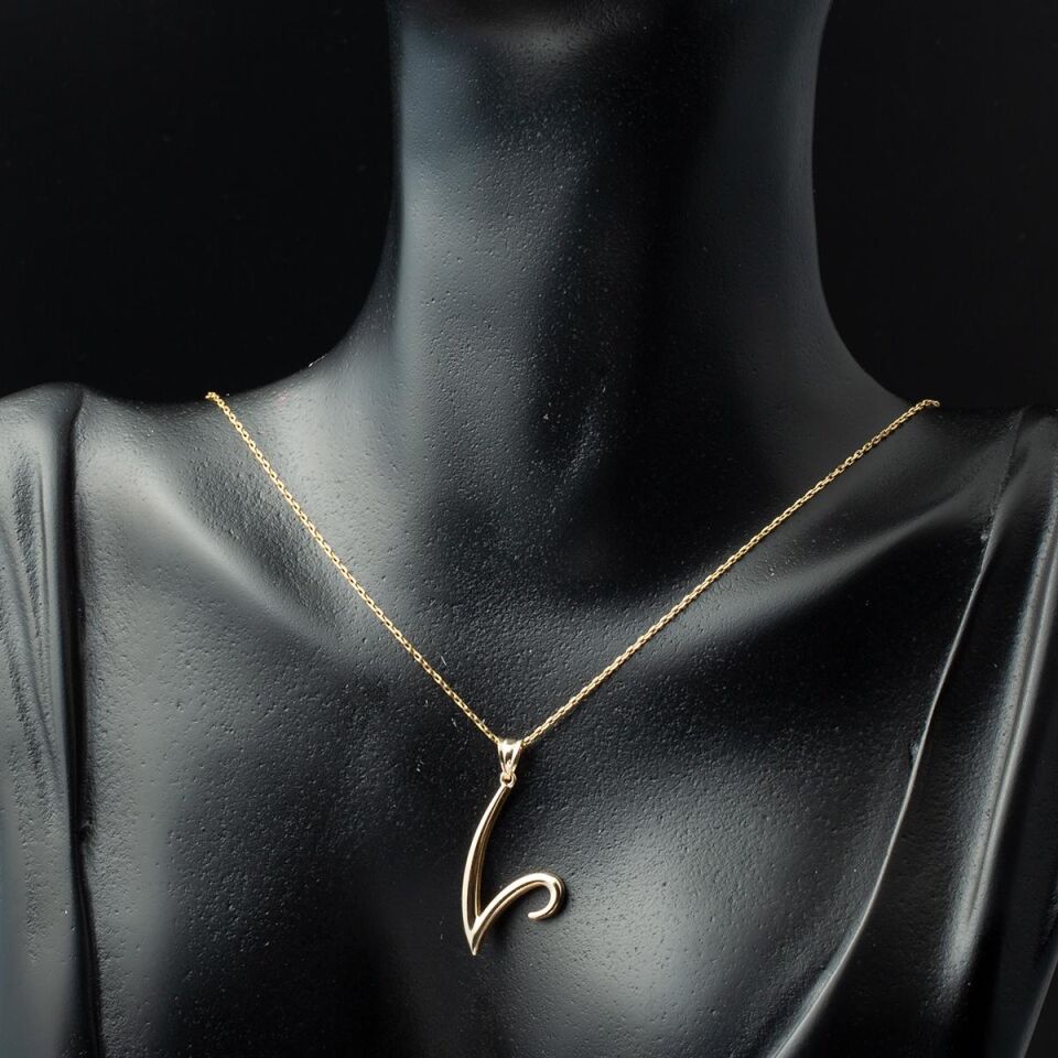 V Harfi Altın Kolye Ucu