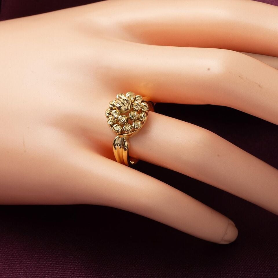 Yüzük & Küpe Top Altınlı Set