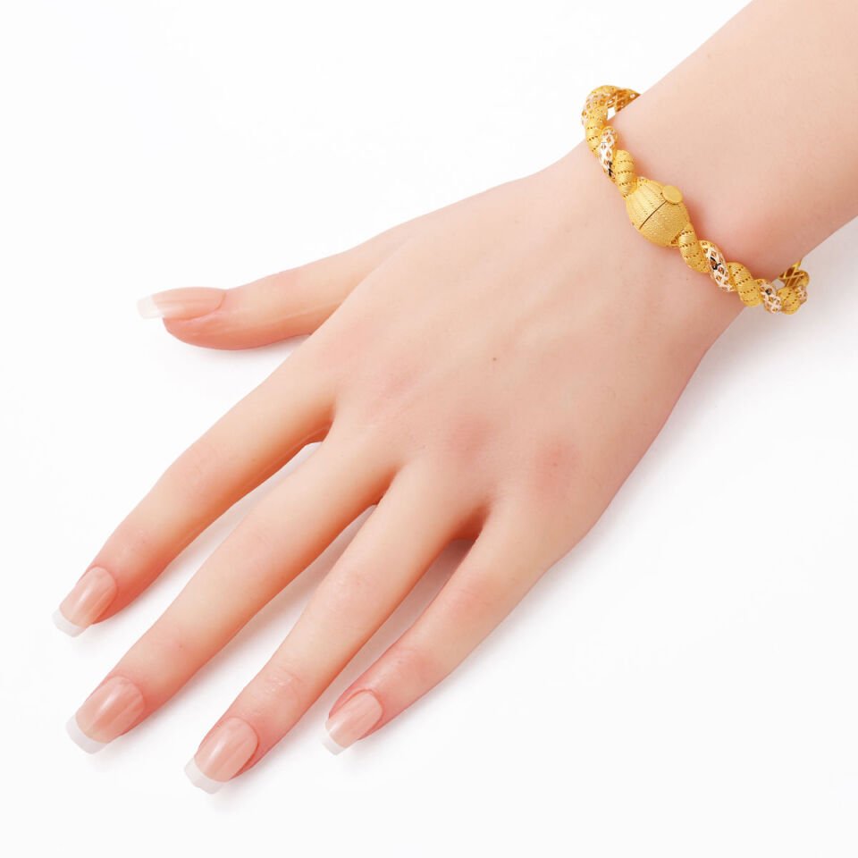 Hasır Burmalı Altın Kelepçe Bilezik